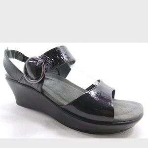 DANSKO BLACK LEATHER SANDALS Size 40 NEW